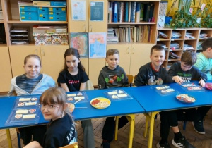 dzieci podczas warsztatów