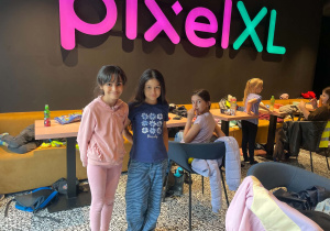 dzieci w pixel