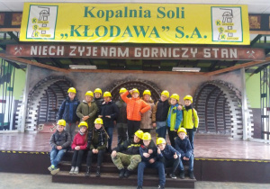 Klasa 5d na terenie kopalni soli w Kłodawie.
